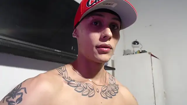 Snapshot of bix_couples chatting on November 6, 2025, 2:34 am bix couples online show from November 6, 2025, 2:34 am