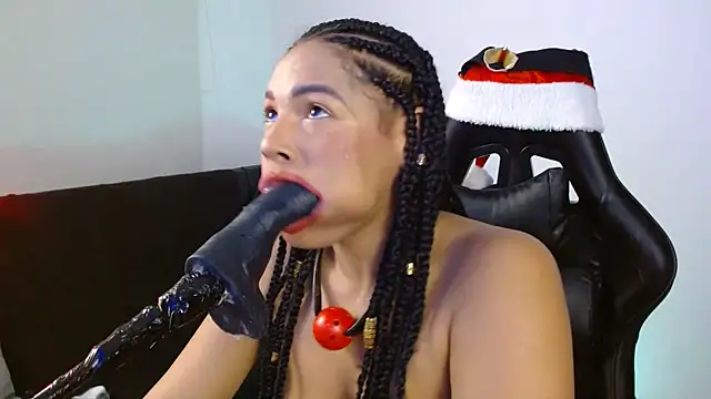 Snapshot of Anabel693 chatting on December 28, 2024, 10:25 am Anabel693 online show from December 28, 2024, 10:25 am