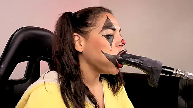 Snapshot of Anabel693 chatting on October 2, 2025, 10:44 am Anabel693 online show from October 2, 2025, 10:44 am