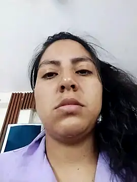 Snapshot of Valeer_abby chatting on July 7, 2026, 1:48 pm Valeer abby online show from July 7, 2026, 1:48 pm