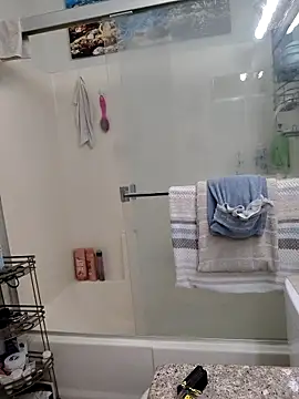 FloppyPickle4u online show from February 21, 2025, 10:04 pm