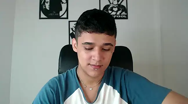 kaiine190 online show from December 22, 2024, 3:55 pm