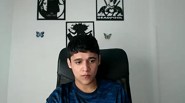 kaiine190 online show from January 19, 2025, 2:06 pm