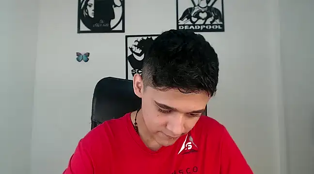 kaiine190 online show from January 31, 2025, 1:34 pm