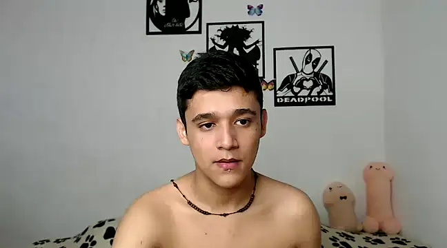 kaiine190 online show from February 22, 2025, 8:40 am