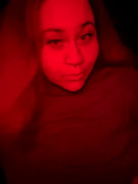 Snapshot of Juicyjordie chatting on November 8, 2025, 8:14 am Juicyjordie online show from November 8, 2025, 8:14 am