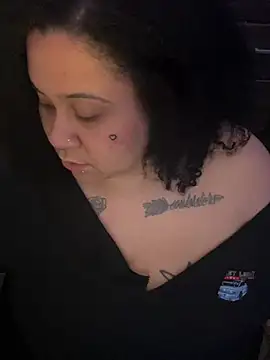 Juicyjordie online show from April 30, 2026, 4:19 am