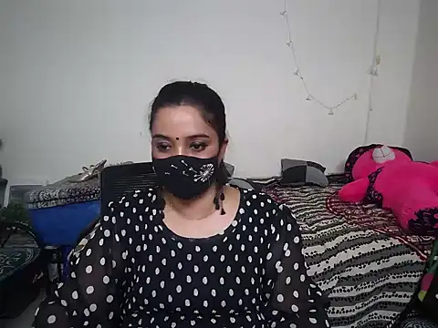 Arushisingh8888 online show from March 12, 2025, 9:44 am