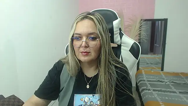 Snapshot of samy_vsn chatting on July 23, 2026, 5:55 pm samy vsn online show from July 23, 2026, 5:55 pm
