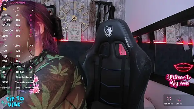 Snapshot of Neko_Misaki chatting on January 21, 2025, 11:56 am Neko Misaki online show from January 21, 2025, 11:56 am