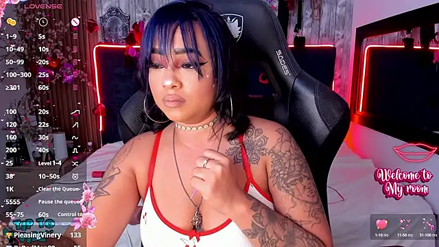 Snapshot of Neko_Misaki chatting on February 25, 2025, 3:05 pm Neko Misaki online show from February 25, 2025, 3:05 pm