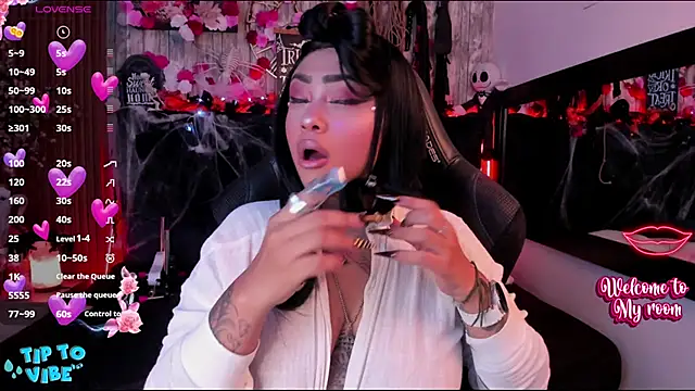 Snapshot of Neko_Misaki chatting on October 12, 2025, 12:48 pm Neko Misaki online show from October 12, 2025, 12:48 pm