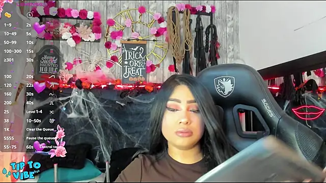 Snapshot of Neko_Misaki chatting on October 19, 2025, 11:44 am Neko Misaki online show from October 19, 2025, 11:44 am