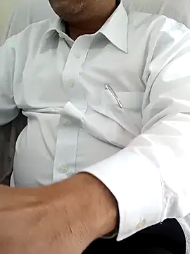 Snapshot of Hot-man39 chatting on December 24, 2024, 9:06 am Hot-man39 online show from December 24, 2024, 9:06 am