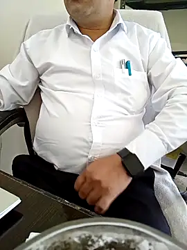 Snapshot of Hot-man39 chatting on March 7, 2025, 6:24 am Hot-man39 online show from March 7, 2025, 6:24 am