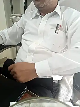 Snapshot of Hot-man39 chatting on October 30, 2025, 9:33 am Hot-man39 online show from October 30, 2025, 9:33 am