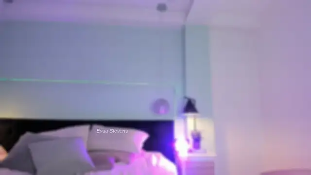 EvaaStevens online show from February 28, 2025, 5:48 pm