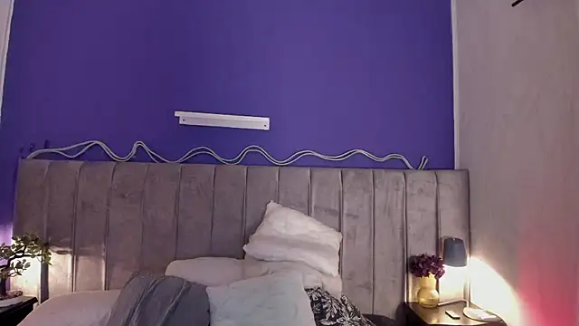 EvaaStevens online show from July 15, 2026, 7:52 pm