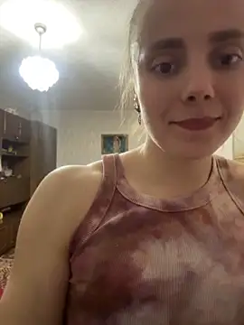 Snapshot of AlisaKissss chatting on June 15, 2026, 6:21 pm AlisaKissss online show from June 15, 2026, 6:21 pm