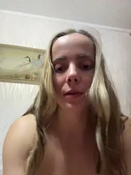 Snapshot of AlisaKissss chatting on July 4, 2026, 8:04 pm AlisaKissss online show from July 4, 2026, 8:04 pm