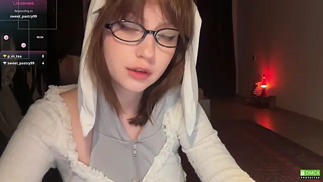 Snapshot of electric_babe chatting on July 3, 2026, 8:04 pm electric babe online show from July 3, 2026, 8:04 pm