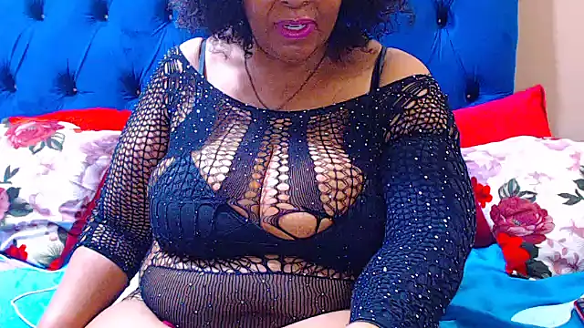 ebonycandy10 online show from October 20, 2025, 9:26 pm