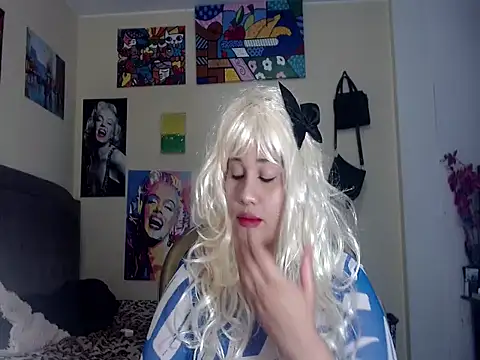 Snapshot of melissa4855 chatting on November 17, 2025, 1:00 am melissa4855 online show from November 17, 2025, 1:00 am