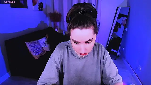 Lily xBabe online show from March 25, 2026, 7:36 am