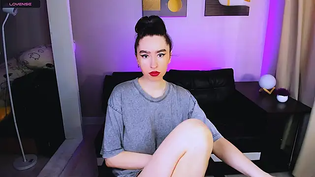 Lily xBabe online show from June 11, 2026, 3:32 pm