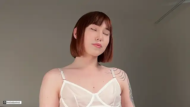 melodyxlove online show from May 2, 2026, 9:47 am