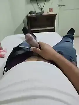 Snapshot of DADDY69SS chatting on February 21, 2026, 11:44 am DADDY69SS online show from February 21, 2026, 11:44 am