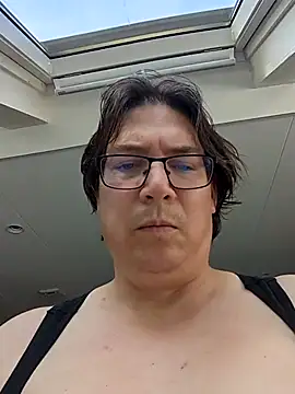 Snapshot of owned_by_goddess_laurie chatting on June 22, 2026, 2:58 pm owned by goddess laurie online show from June 22, 2026, 2:58 pm
