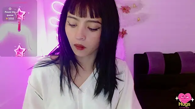 Snapshot of Kind_Scarlett chatting on December 6, 2024, 2:13 am Kind Scarlett online show from December 6, 2024, 2:13 am