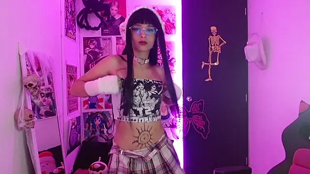 Snapshot of Kind_Scarlett chatting on November 15, 2025, 2:31 am Kind Scarlett online show from November 15, 2025, 2:31 am