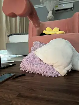 emiss  online show from March 1, 2025, 10:31 pm