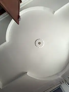 emiss  online show from October 7, 2025, 3:20 pm