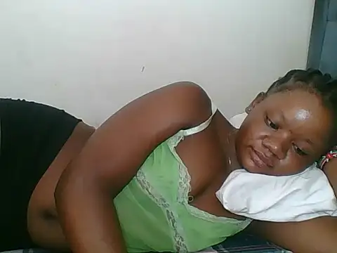 Snapshot of HotJeylee chatting on June 15, 2026, 11:23 am HotJeylee online show from June 15, 2026, 11:23 am