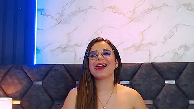 ThaniaJones online show from March 11, 2025, 9:26 pm