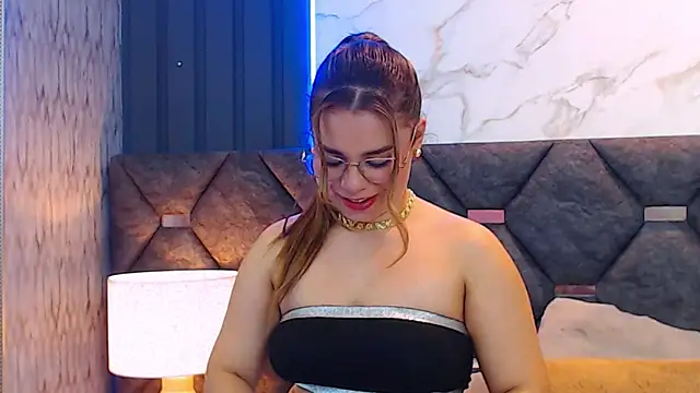 ThaniaJones online show from March 12, 2025, 3:18 pm