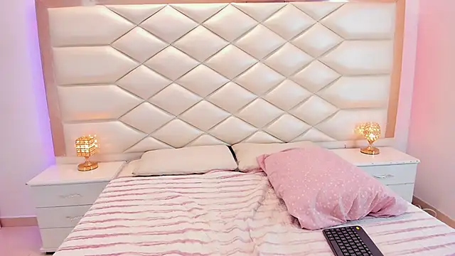 Snapshot of samanthaevans4 chatting on March 7, 2025, 11:27 pm samanthaevans4 online show from March 7, 2025, 11:27 pm