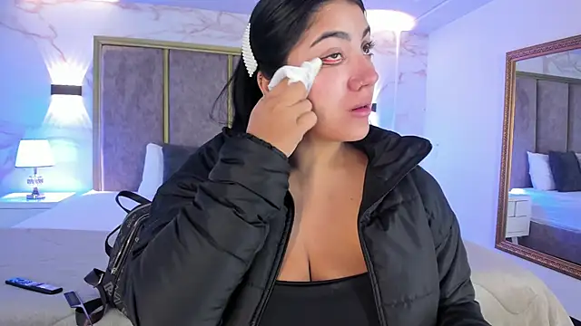 PaulinaDuarte online show from January 14, 2026, 11:27 am