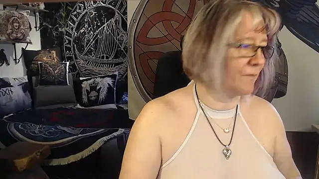 TittenMichelle online show from March 10, 2026, 8:08 am