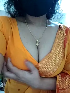 Payel-Sen online show from May 1, 2026, 6:12 pm