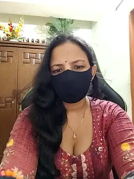 Snapshot of Payel-Sen chatting on June 7, 2026, 7:39 pm Payel-Sen online show from June 7, 2026, 7:39 pm