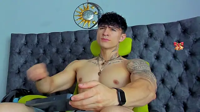 Snapshot of Jeins_carter chatting on December 6, 2024, 1:55 pm Jeins carter online show from December 6, 2024, 1:55 pm