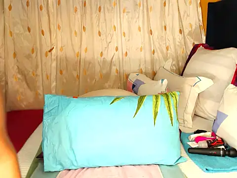 Snapshot of ChloeTyler23 chatting on March 2, 2025, 2:10 pm ChloeTyler23 online show from March 2, 2025, 2:10 pm