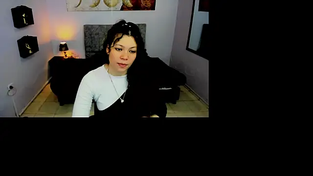 Lana stone  online show from October 13, 2025, 4:12 am