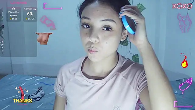 linzeysmith4 online show from October 2, 2025, 2:29 am