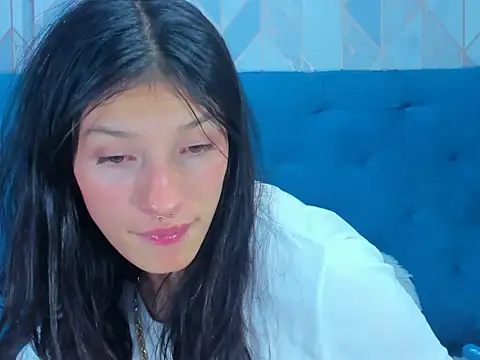 Emma-Wilson online show from February 18, 2025, 3:10 am