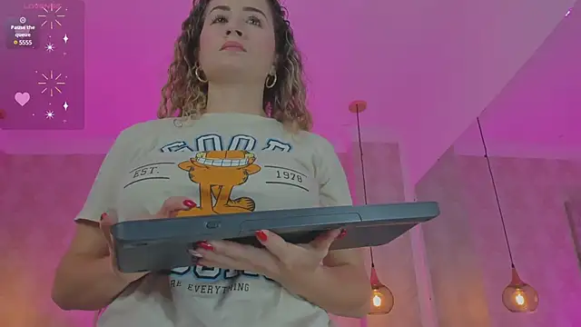 Shantall   online show from March 7, 2025, 10:56 am